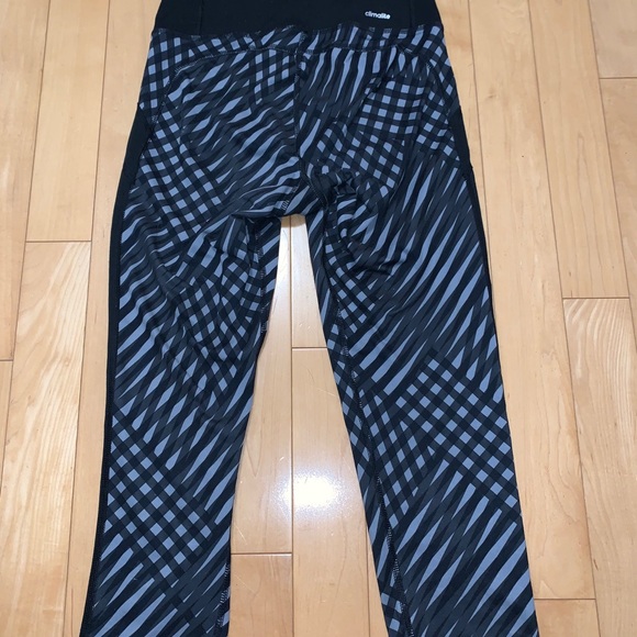ADIDAS 3/4 tights! - Picture 6 of 7